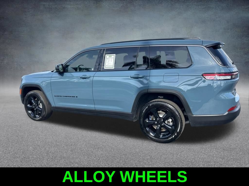 Certified 2026 Jeep Grand Cherokee L Limited w/ Limited Altitude Package RWD image 8