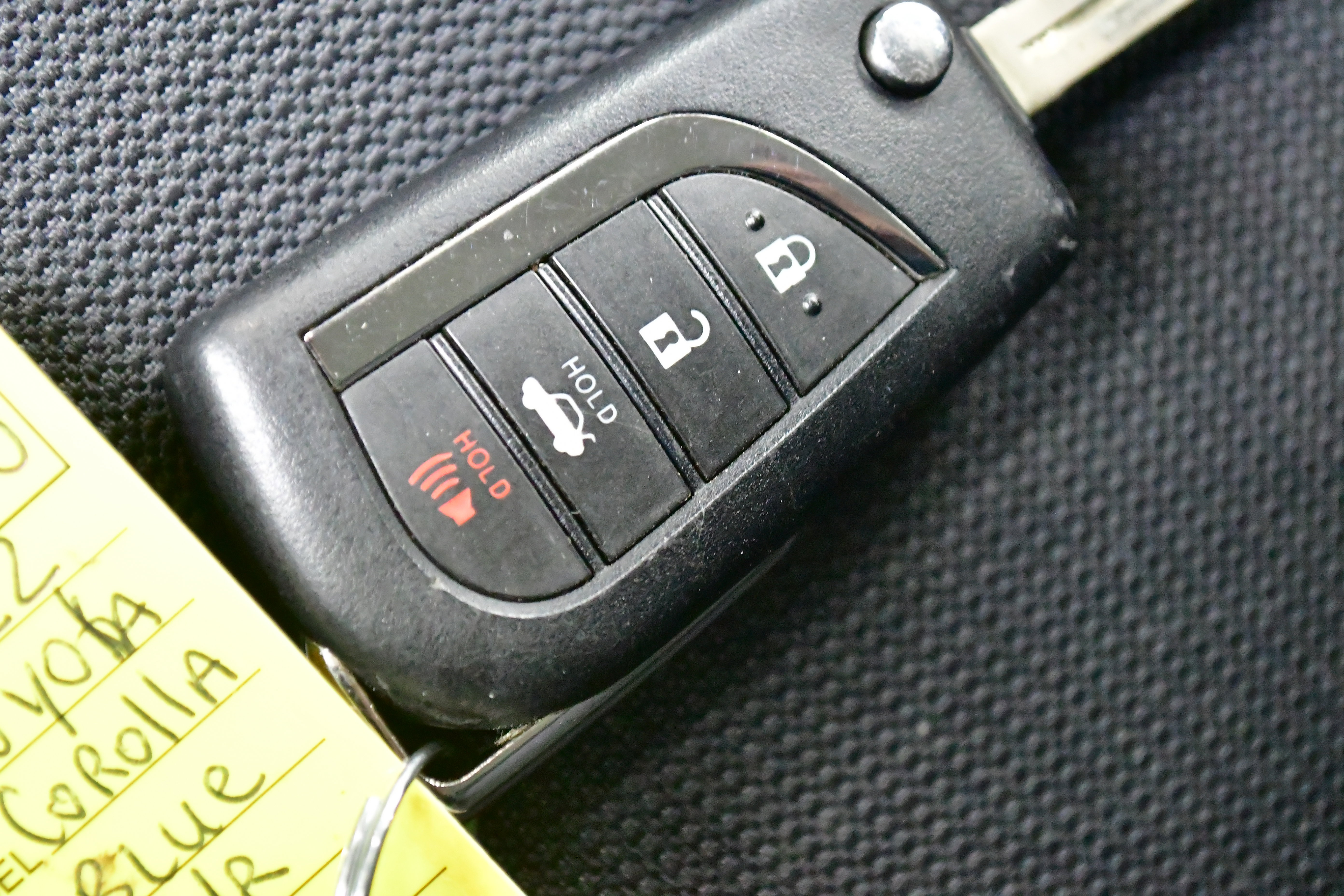 Used 2022 Toyota Corolla LE FWD image 30