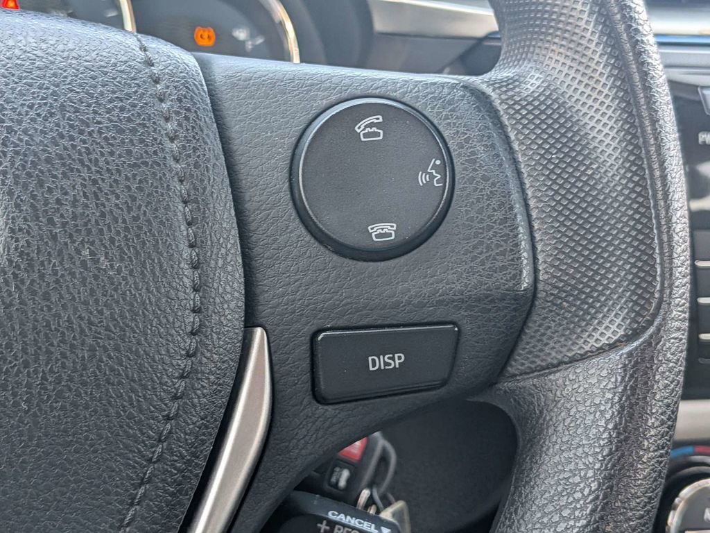 Used 2015 Toyota Corolla LE image 23