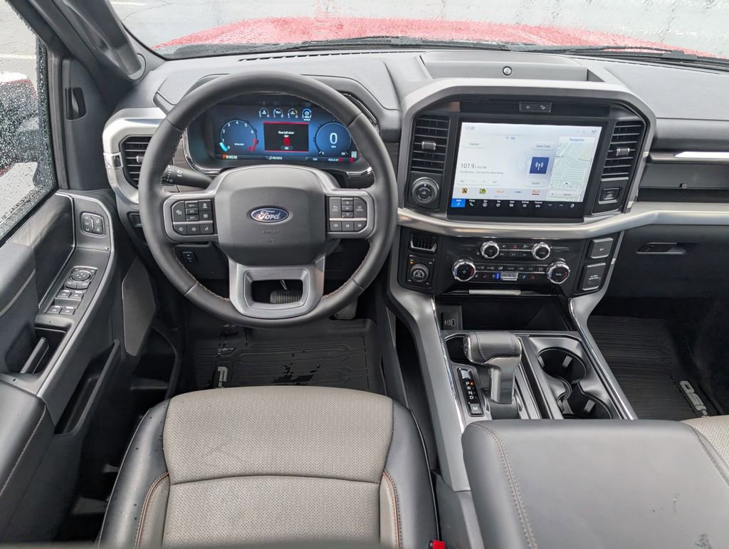 Used 2025 Ford F150 Lariat w/ Equipment Group 501A Mid image 10