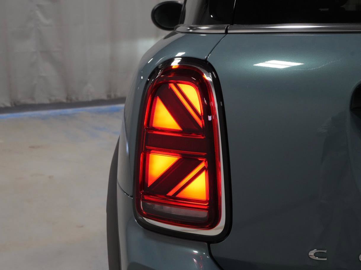 Certified 2023 MINI Cooper Countryman S w/ Signature Upholstery Package image 33