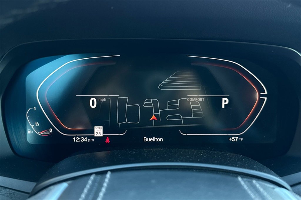 Used 2022 BMW X7 xDrive40i w/ Executive Package image 31