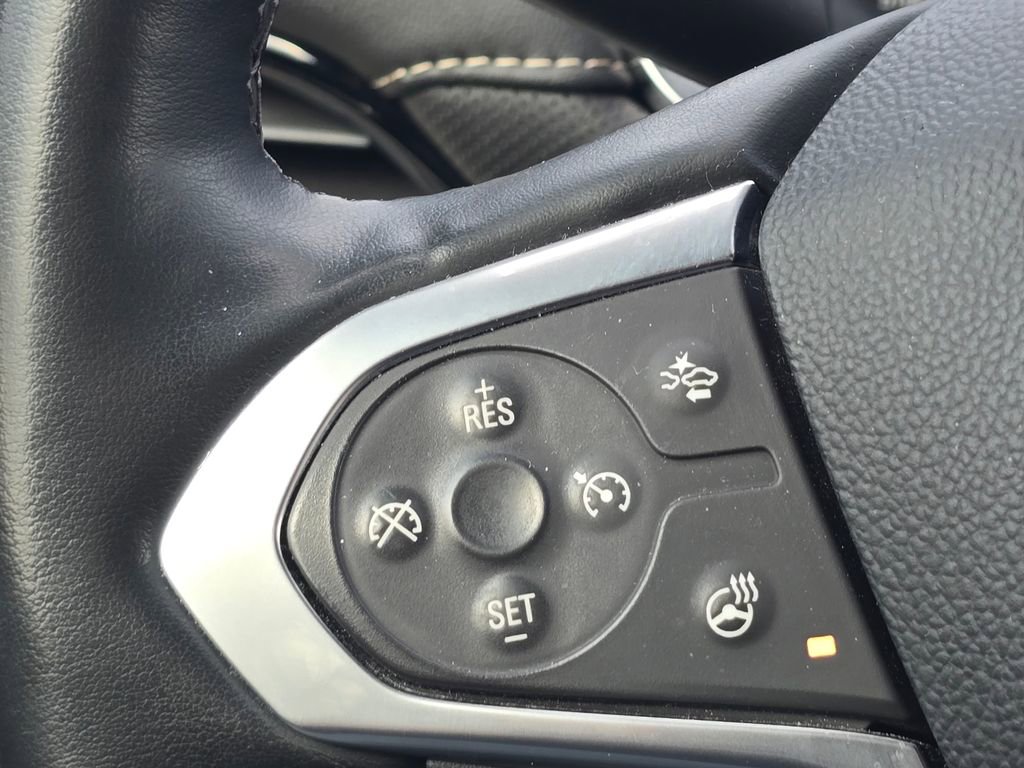 Used 2023 Chevrolet Traverse Premier w/ Redline Edition image 22