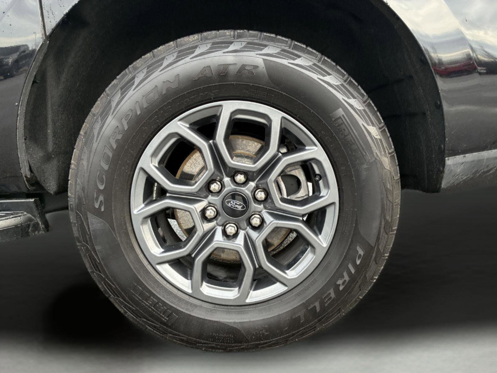 Used 2025 Ford Expedition Max Active AWD/4WD image 30