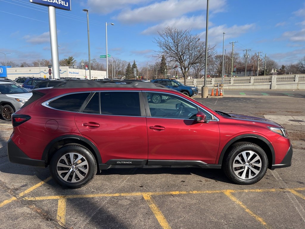 Used 2020 Subaru Outback Premium image 4
