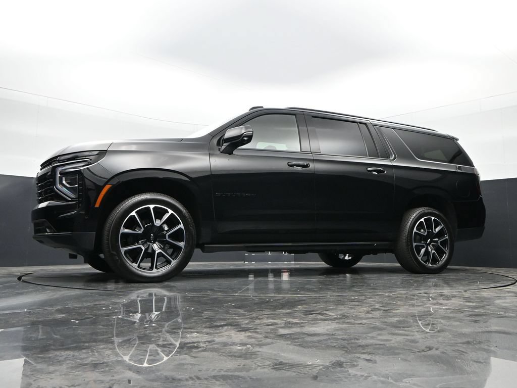 Used 2025 Chevrolet Suburban RST w/ Comfort Package AWD/4WD image 49