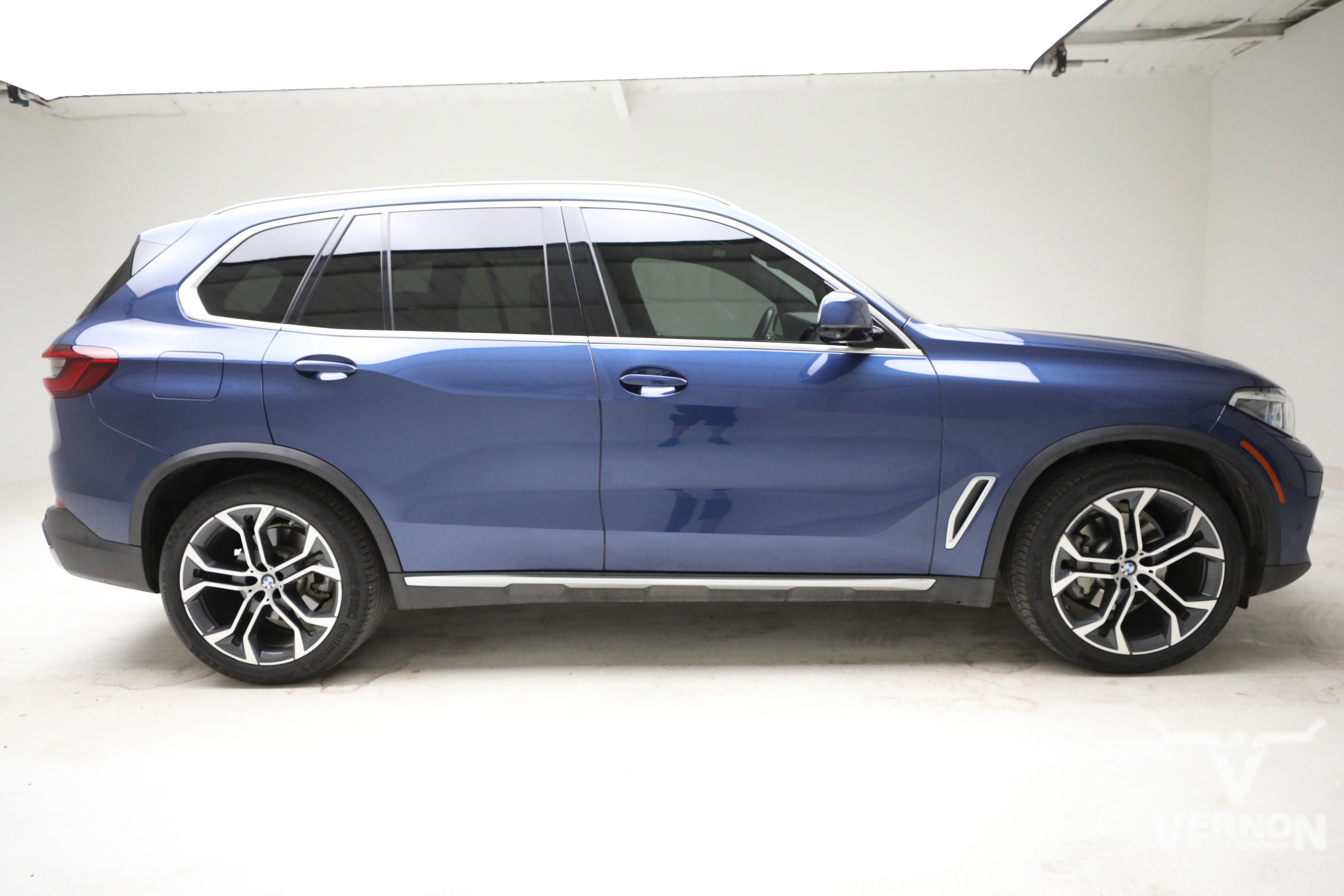 Used 2020 BMW X5 xDrive40i w/ Executive Package image 6