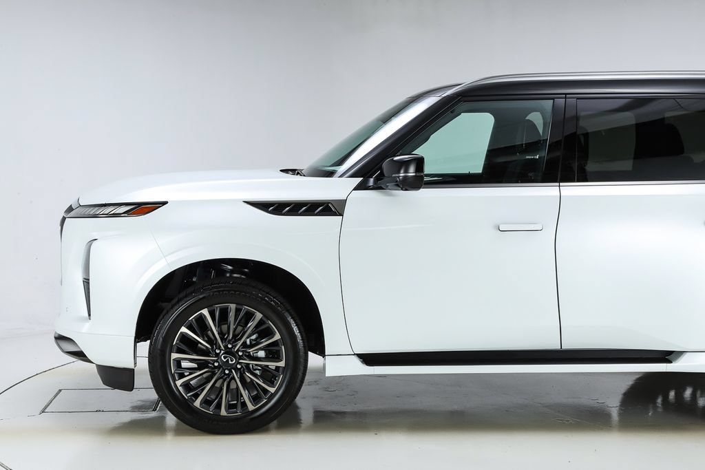 New 2027 INFINITI QX80 Autograph AWD/4WD image 3