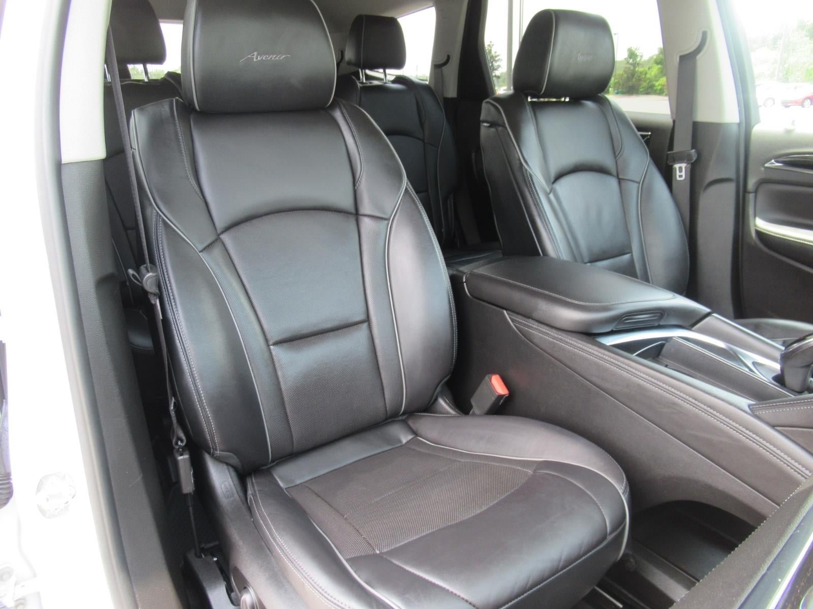 Used 2019 Buick Enclave Avenir w/ Avenir Technology Package FWD image 9