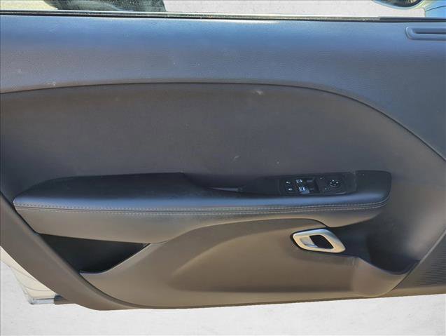 Used 2019 Dodge Challenger SXT image 7