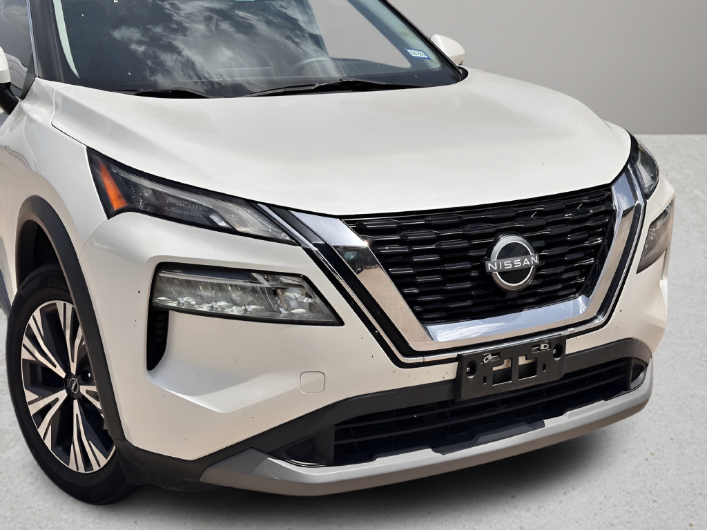 Used 2022 Nissan Rogue SV FWD image 24