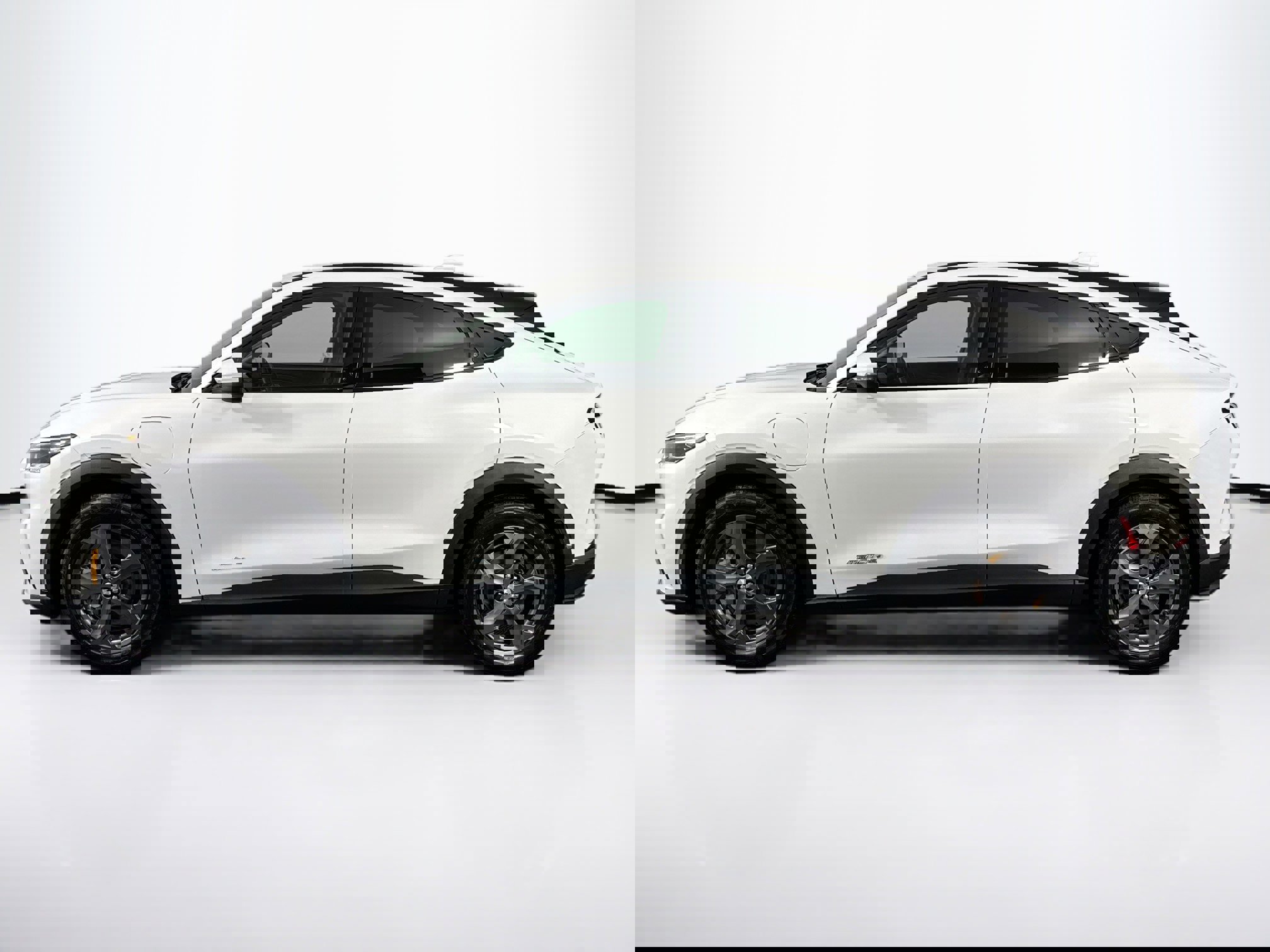 Used 2022 Ford Mustang Mach-E Select AWD/4WD image 7