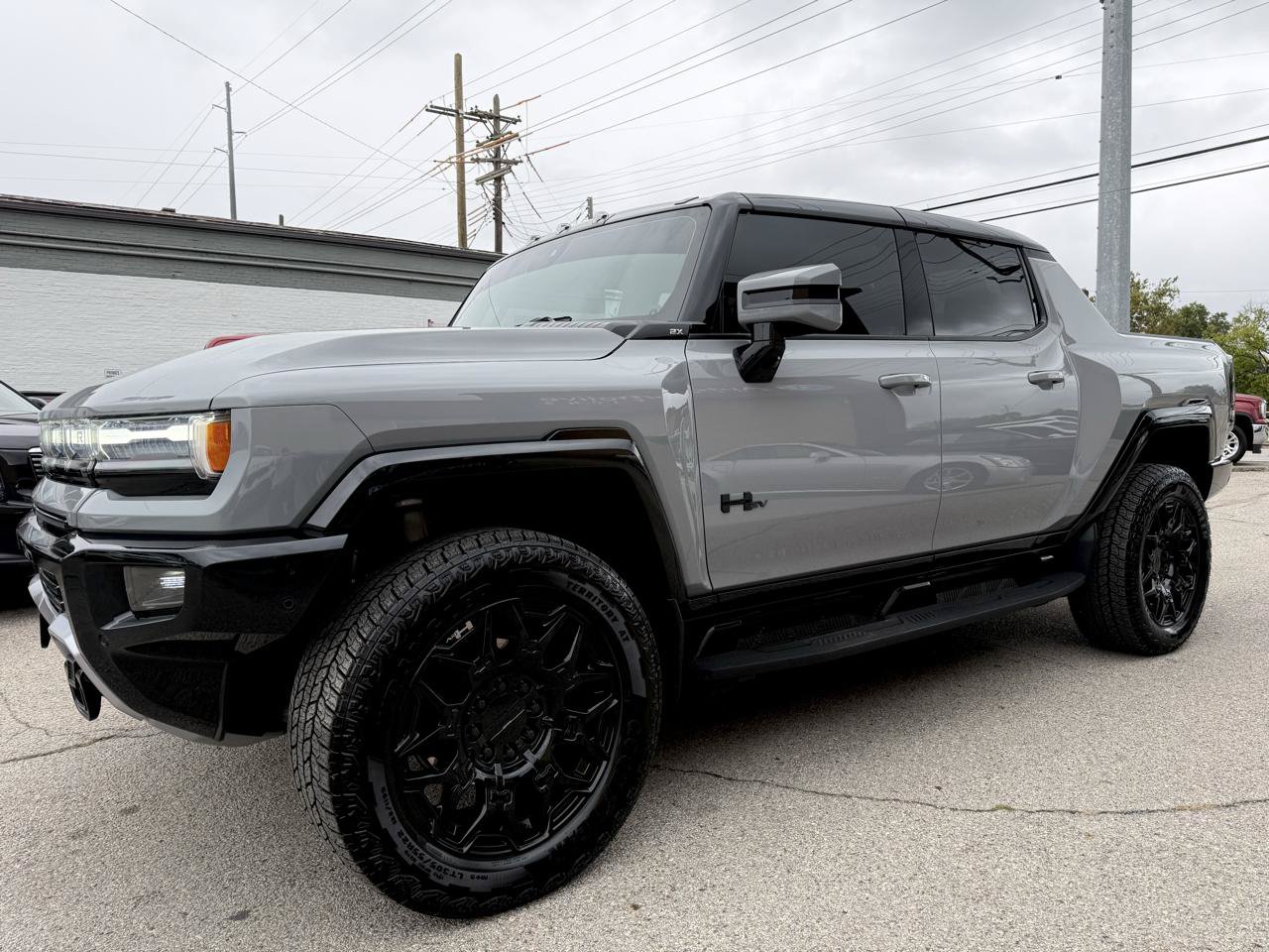 Used 2025 GMC Hummer EV 2X AWD/4WD image 4