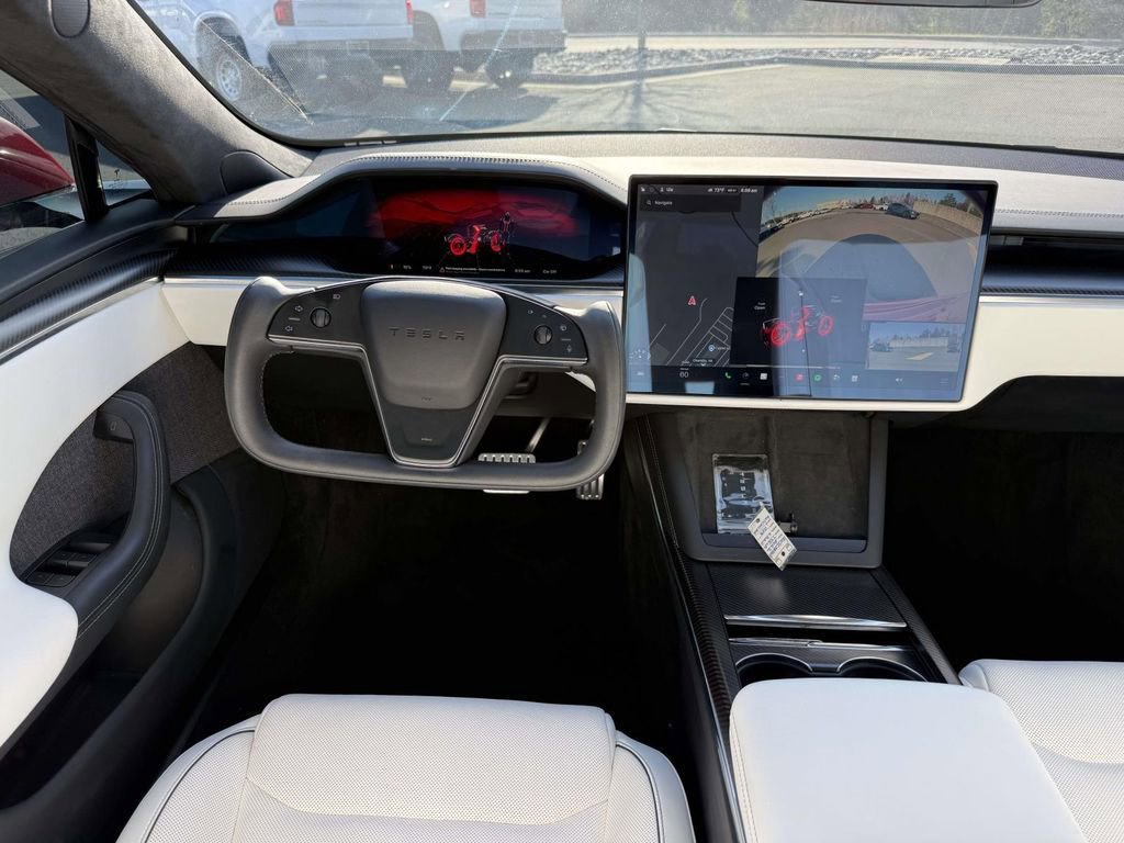 Used 2022 Tesla Model S Plaid image 8