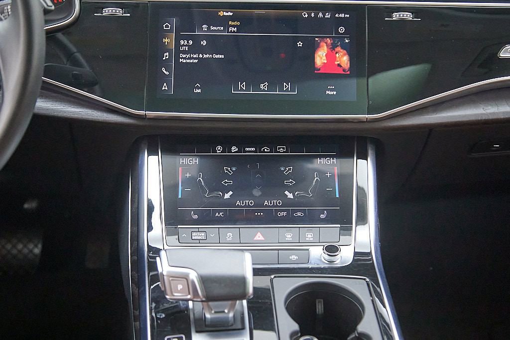 Used 2022 Audi Q8 Premium w/ Convenience Package image 30