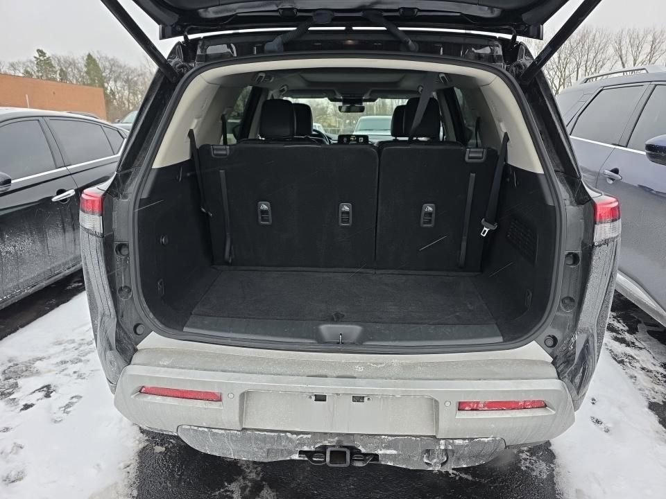 Certified 2023 Nissan Pathfinder SL w/ SL Premium Package image 18