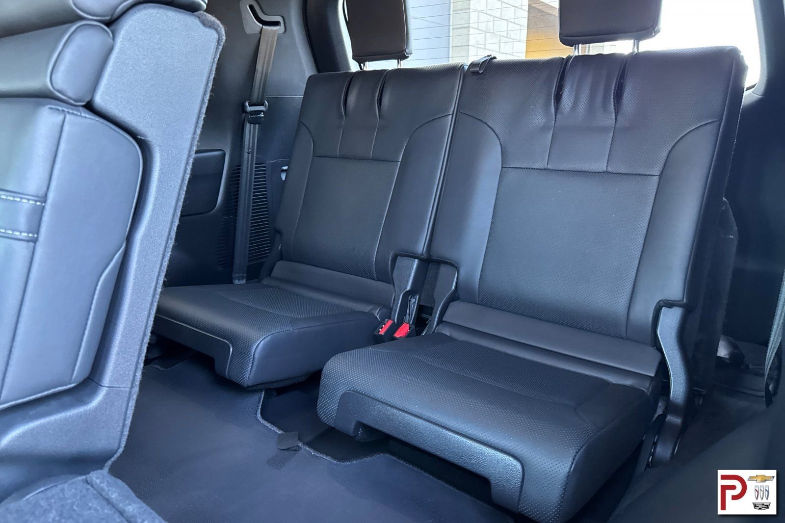 Used 2023 Lexus LX 600 4WD w/ Interior Upgrade Package image 19