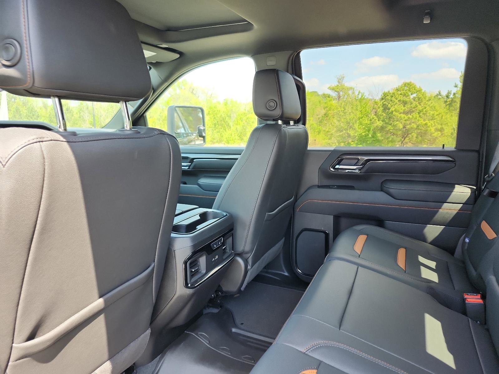 Certified 2025 GMC Sierra 2500 AT4 image 15