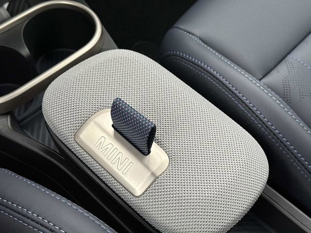 New 2026 MINI Cooper S image 27