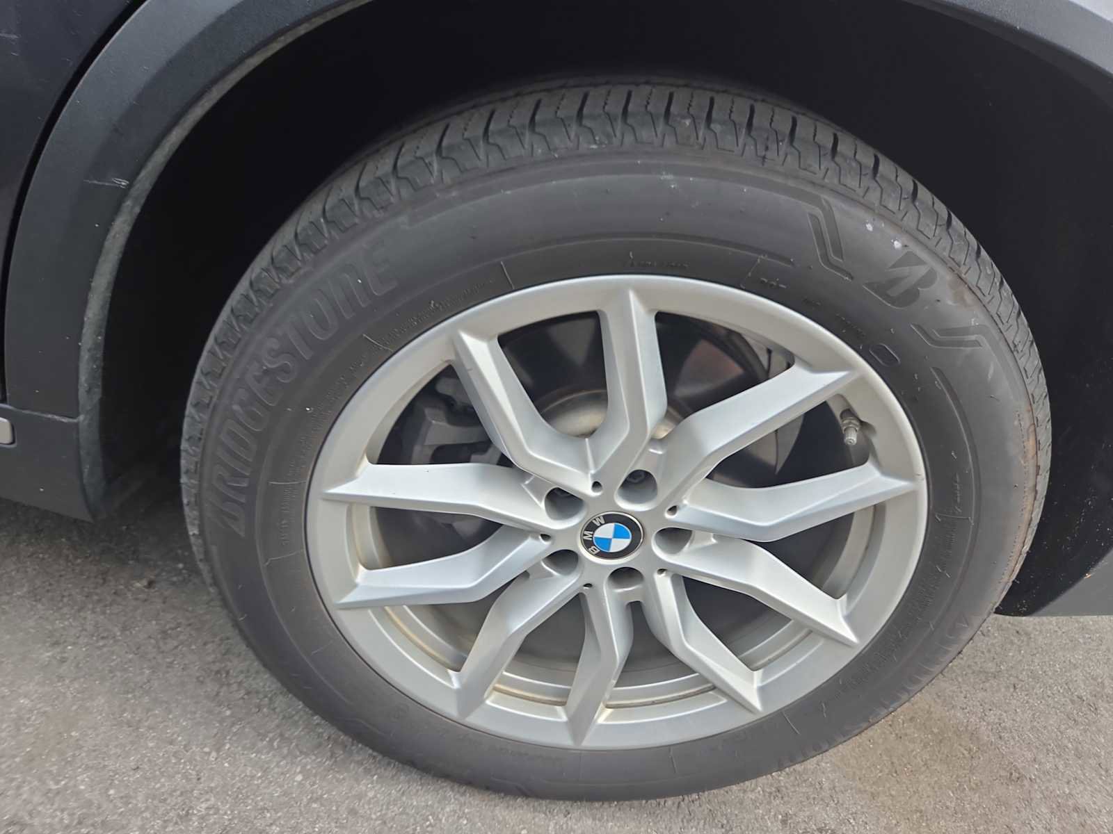Used 2019 BMW X5 xDrive40i w/ Convenience Package AWD/4WD image 7