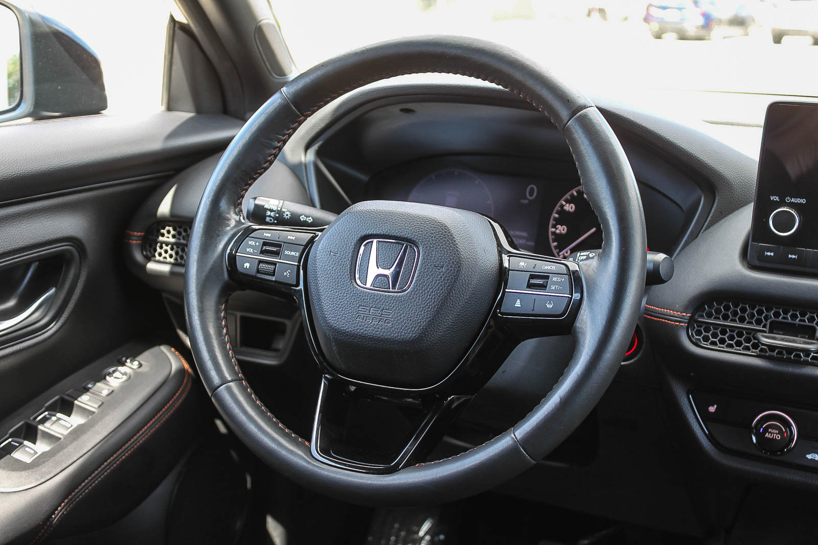 Used 2024 Honda HR-V Sport image 17