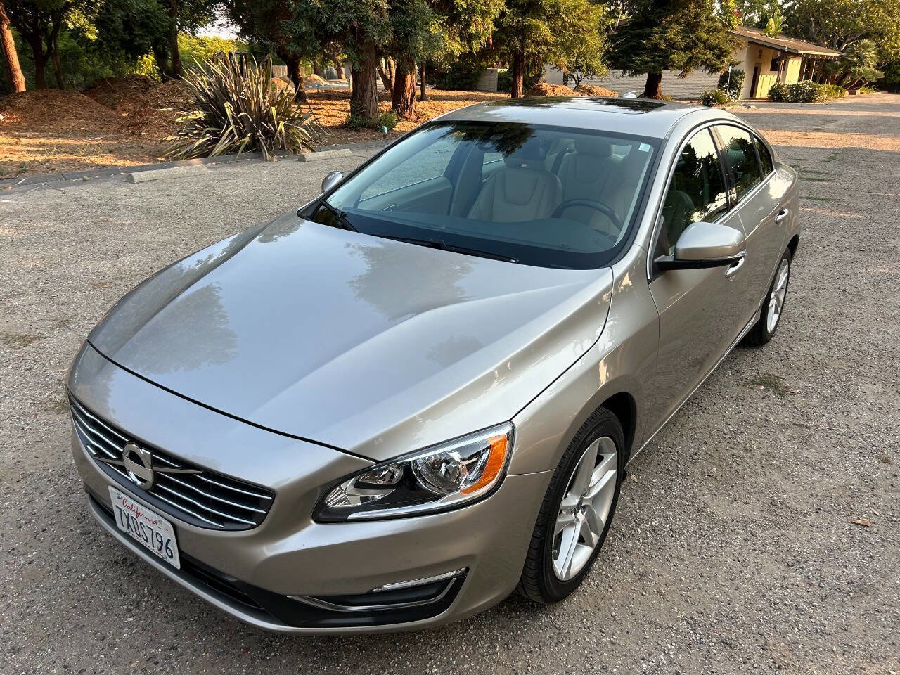 Used 2014 Volvo S60 T5 image 3