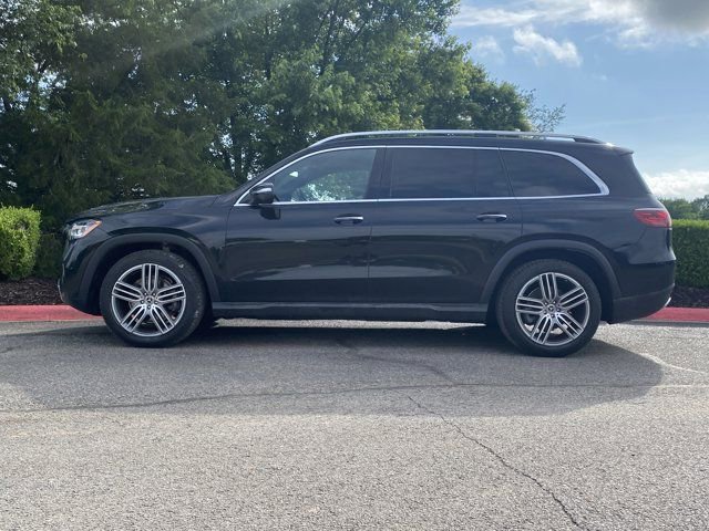 Certified 2025 Mercedes-Benz GLS 450 4MATIC image 12