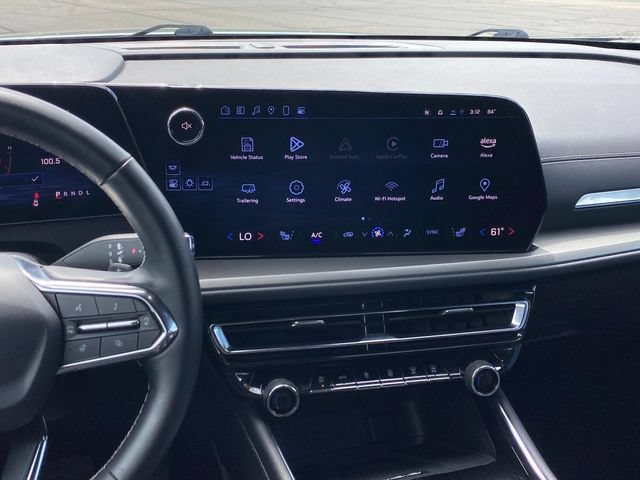 Certified 2025 Chevrolet Traverse LT FWD image 10