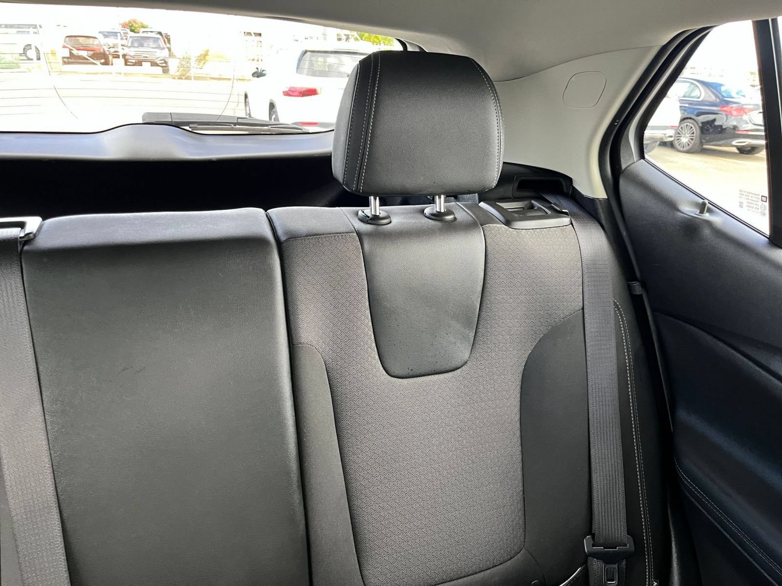Used 2025 Buick Encore GX Preferred FWD image 34