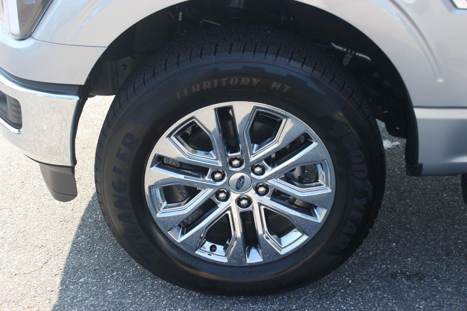 Used 2026 Ford F150 Lariat w/ Equipment Group 501A Mid AWD/4WD image 39