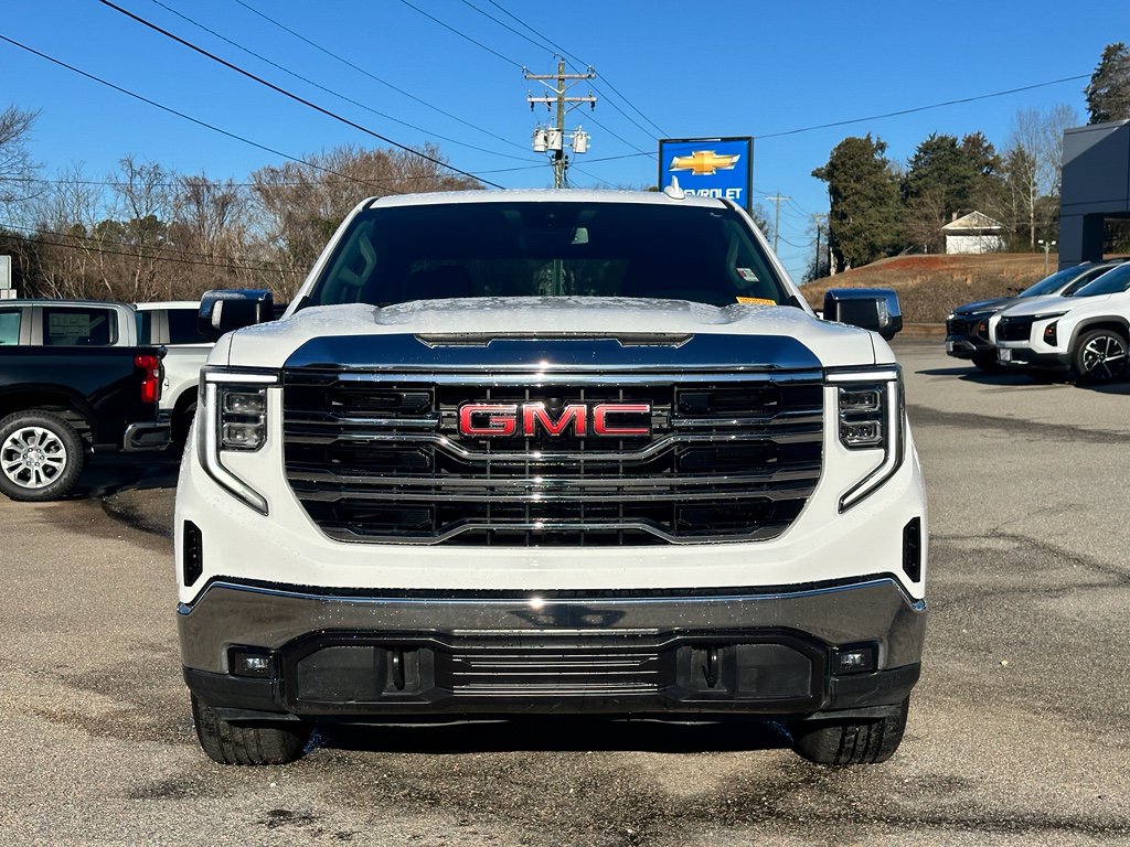 Used 2025 GMC Sierra 1500 SLT AWD/4WD image 6