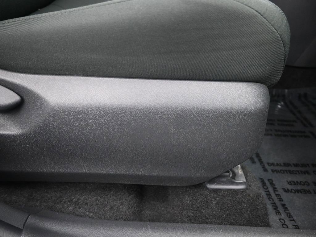 Used 2025 Toyota RAV4 LE image 12