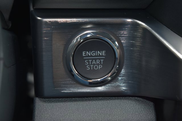 New 2025 Ford F250 Lariat w/ Lariat Ultimate Package image 25