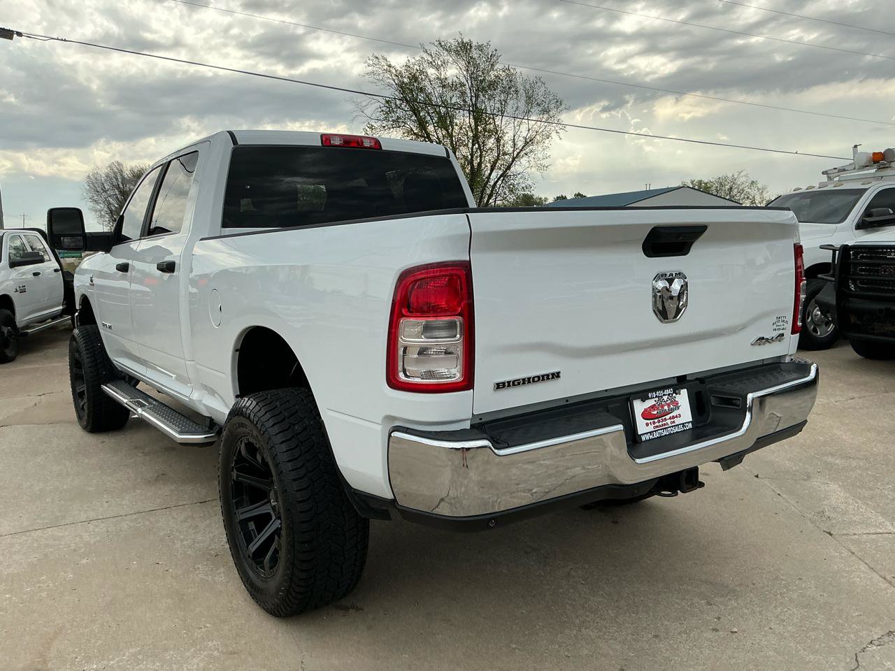 Used 2024 RAM 2500 Big Horn w/ Off Road Package AWD/4WD image 8