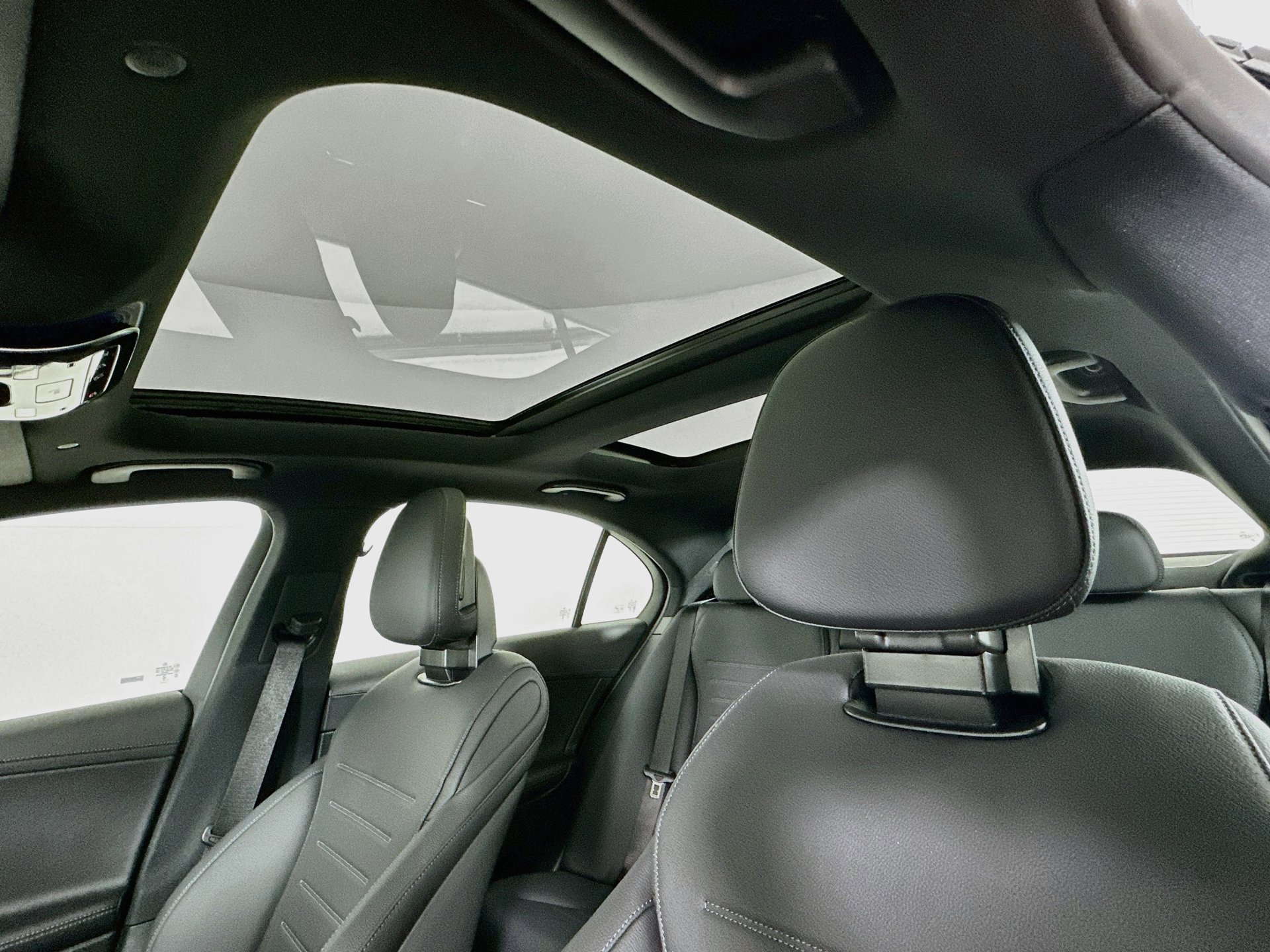 New 2026 Mercedes-Benz C 300 Sedan image 24