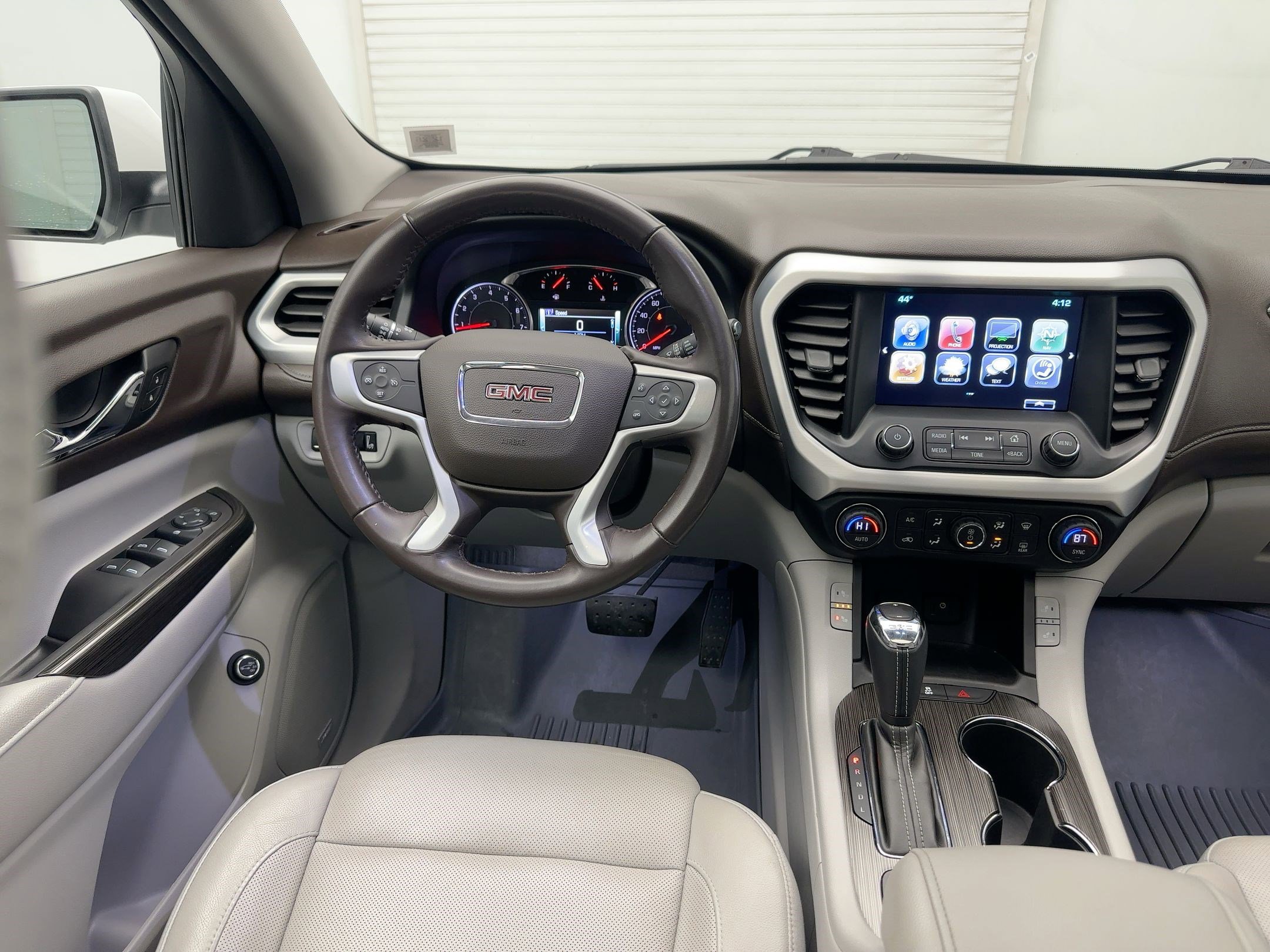Used 2019 GMC Acadia SLT image 27
