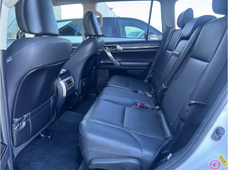 Used 2014 Lexus GX 460 image 22