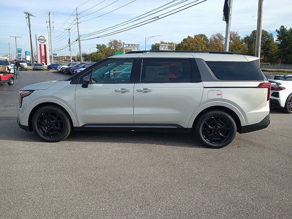 New 2026 Kia Carnival SX w/ SX Dark Edition Package image 4