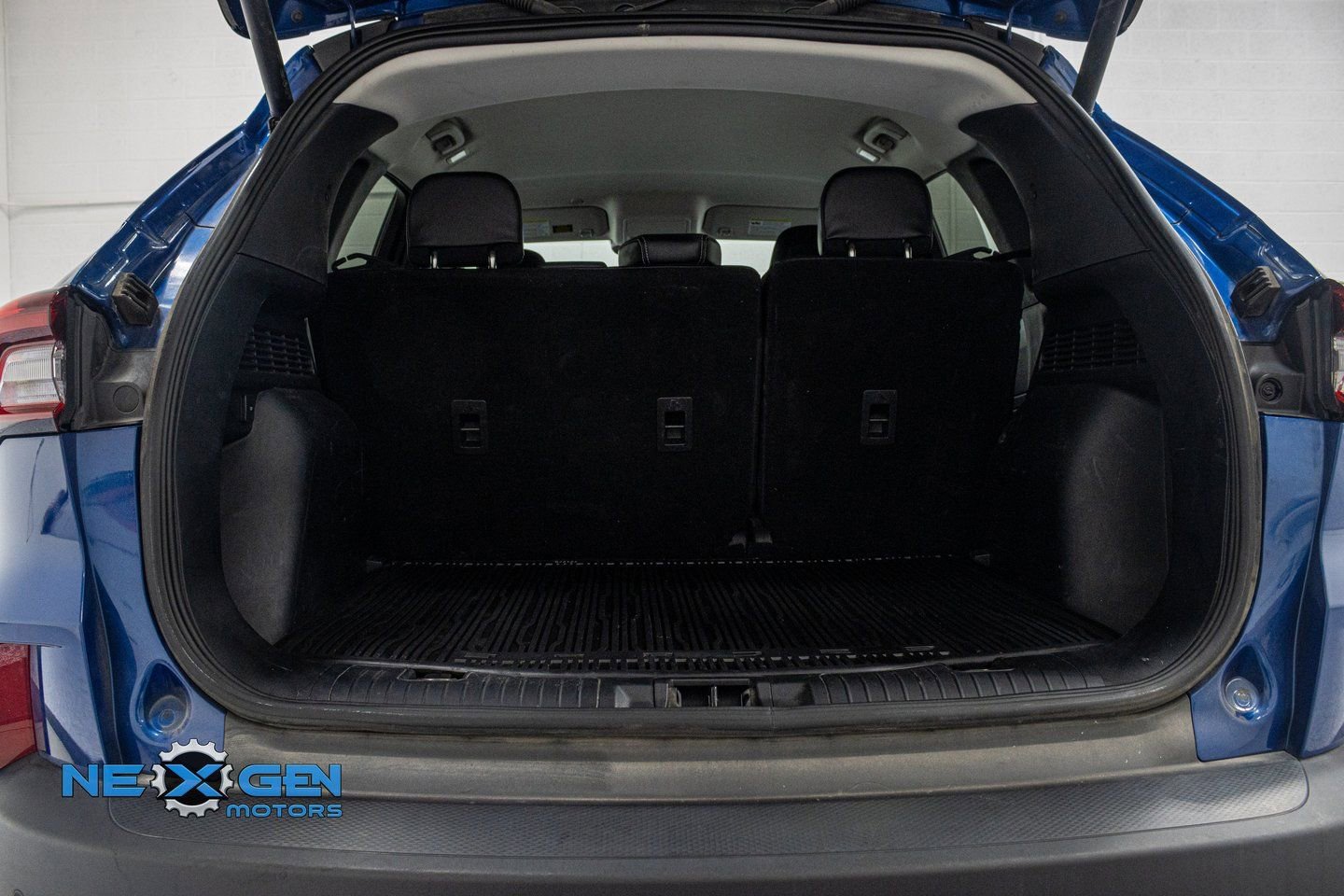 Used 2023 Ford Escape SE image 49