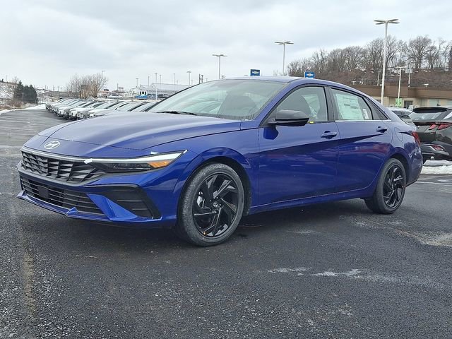 New 2026 Hyundai Elantra SEL Sport image 2