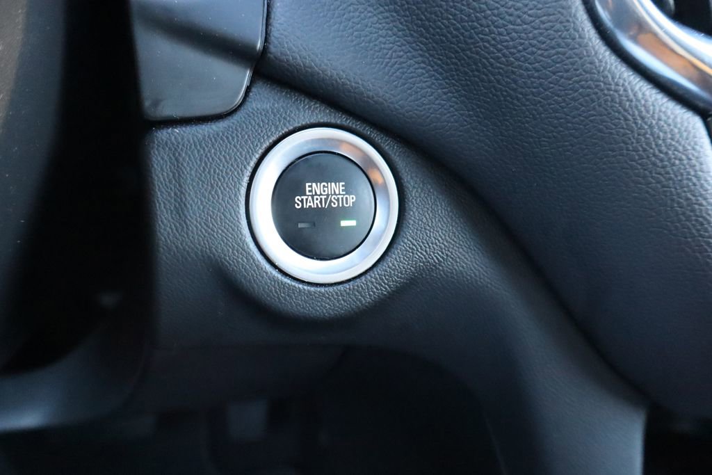 Used 2023 Chevrolet Equinox LT image 14