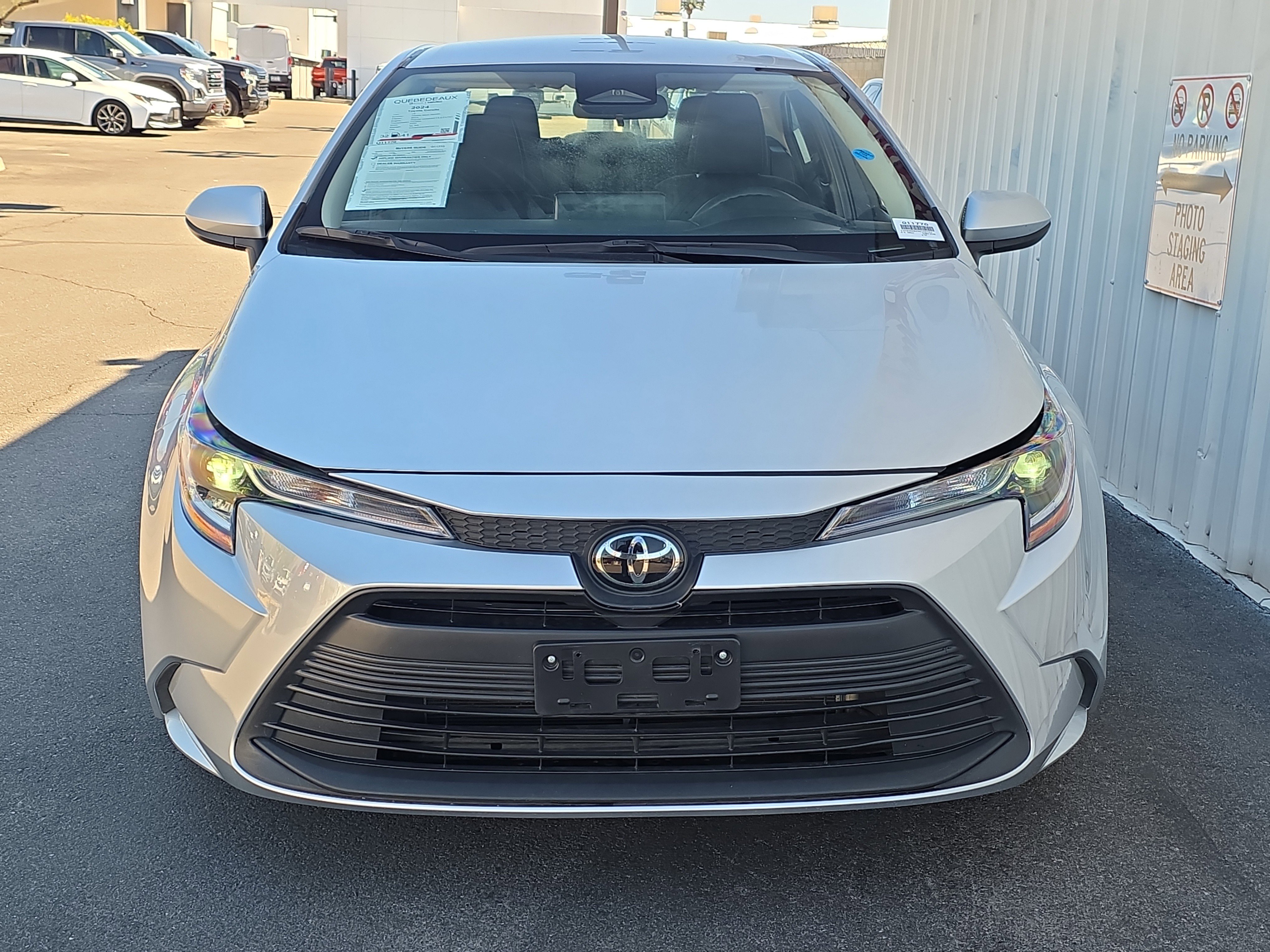 Used 2024 Toyota Corolla LE image 2