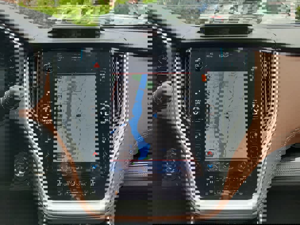 Used 2021 Subaru Outback Touring XT image 15