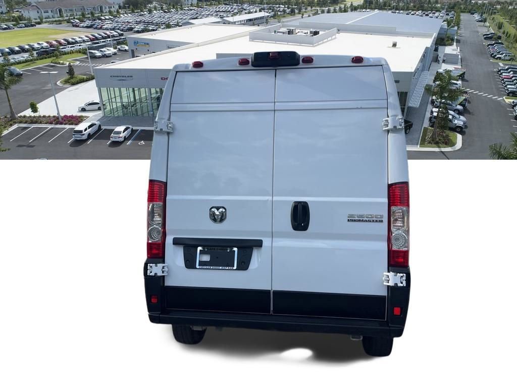Used 2024 RAM ProMaster 2500 w/ Convenience Group FWD image 26
