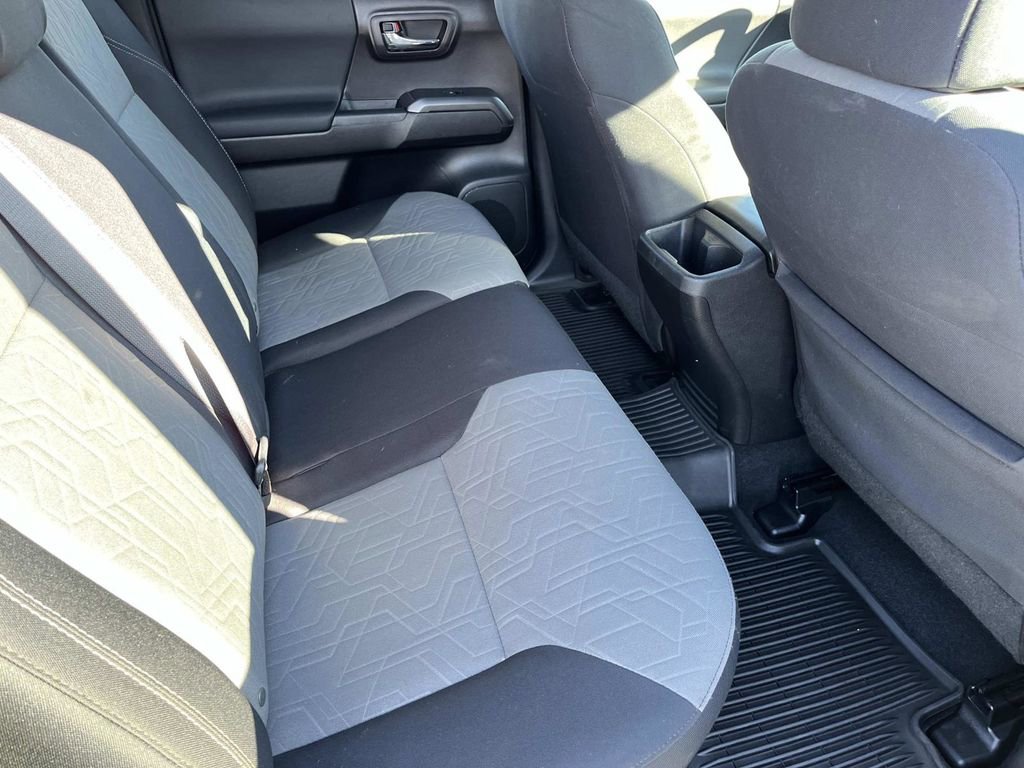 Used 2020 Toyota Tacoma TRD Off-Road image 19