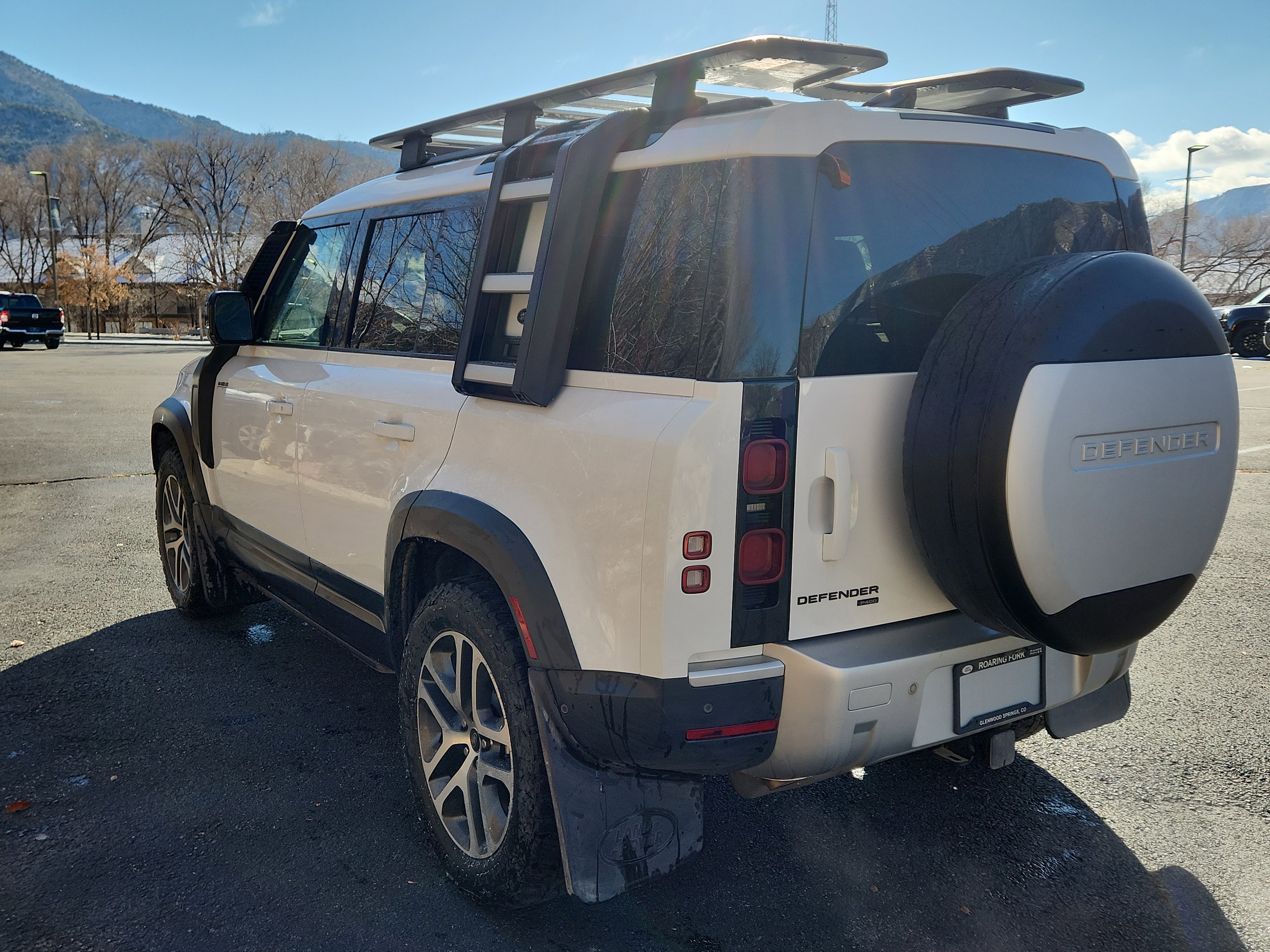 Certified 2022 Land Rover Defender 110 SE image 7