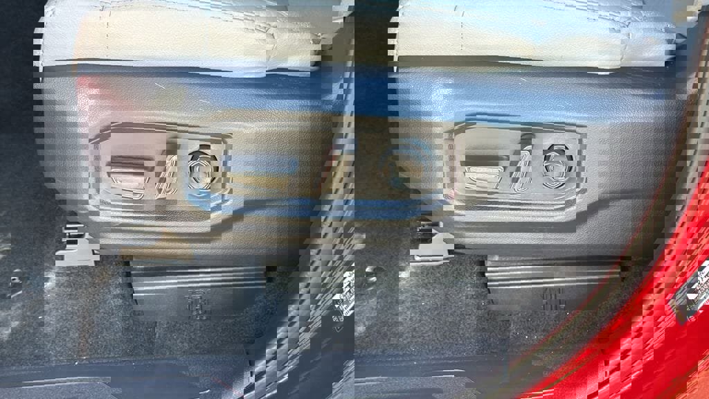 Used 2024 Toyota Tundra Limited image 10