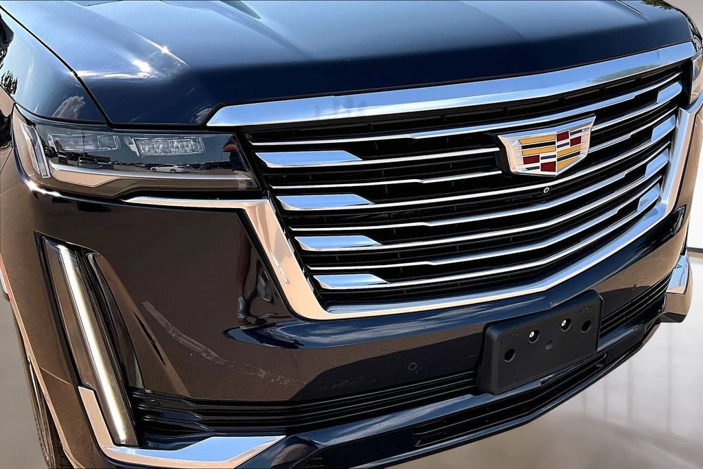 Used 2023 Cadillac Escalade Premium Luxury Platinum AWD/4WD image 31