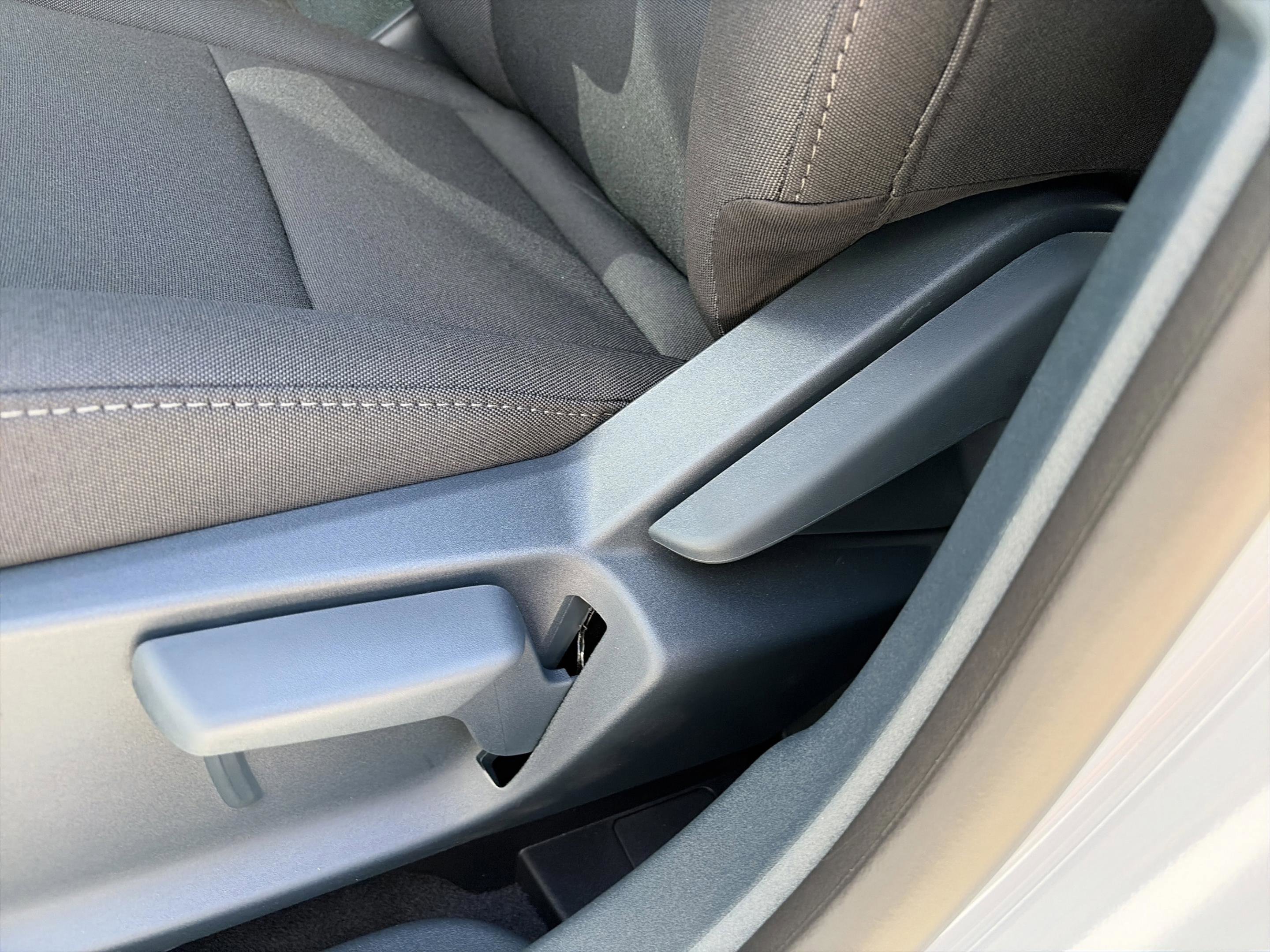 New 2026 Ford Maverick XL FWD image 14