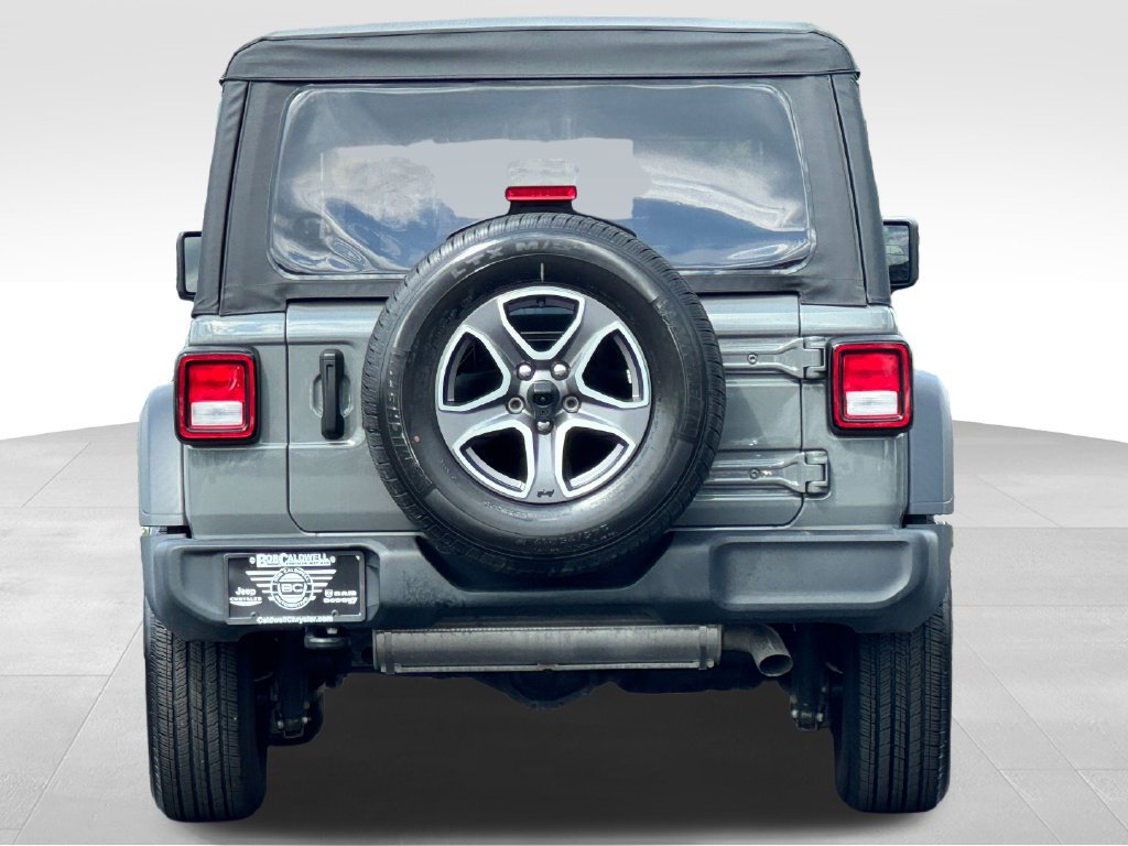 Used 2023 Jeep Wrangler Unlimited Sport AWD/4WD image 6